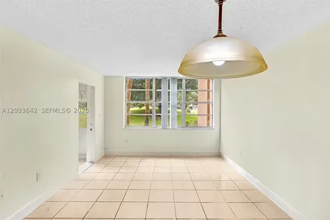 9410 Tangerine Place Davie FL 33324