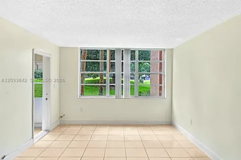 9410 Tangerine Place Davie FL 33324