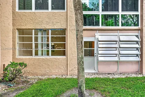 9410 Tangerine Place Davie FL 33324