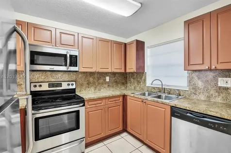 9410 Tangerine Place Davie FL 33324