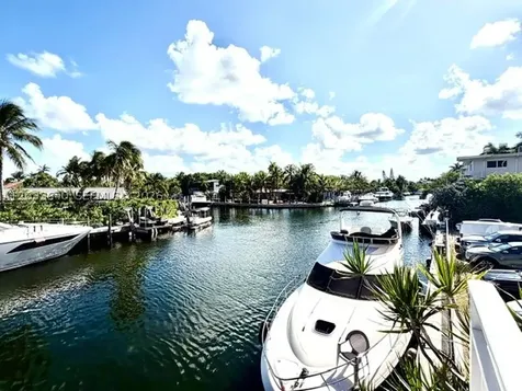 2450 NE 135th Street North Miami FL 33181