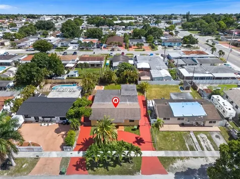 20 E 52nd Place Hialeah FL 33013