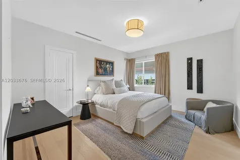 5314 Alton Road Miami Beach FL 33140