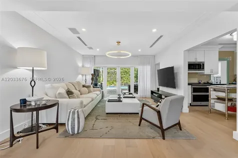 5314 Alton Road Miami Beach FL 33140