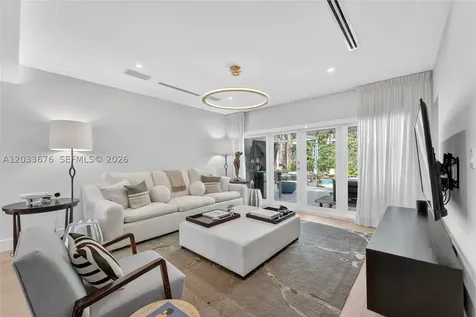 5314 Alton Road Miami Beach FL 33140
