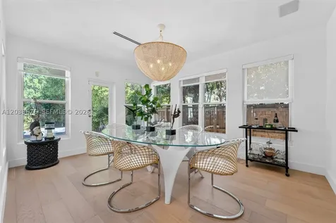 5314 Alton Road Miami Beach FL 33140