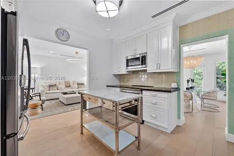 5314 Alton Road Miami Beach FL 33140