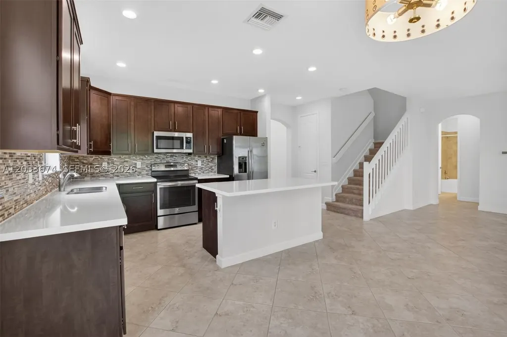 5836 Sandbirch Way Lake Worth FL 33463