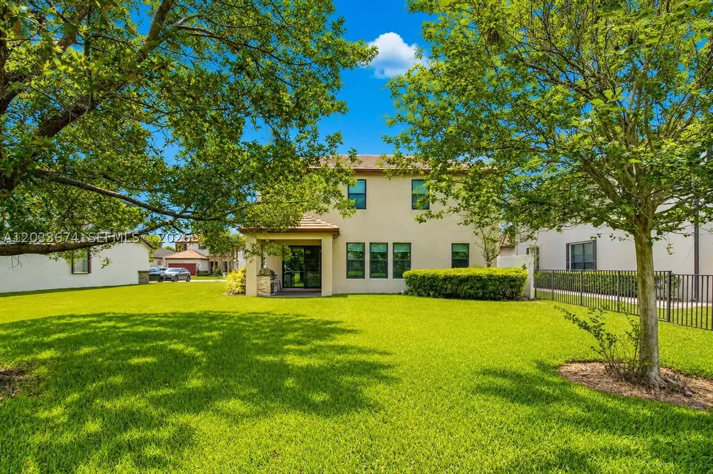 5836 Sandbirch Way Lake Worth FL 33463