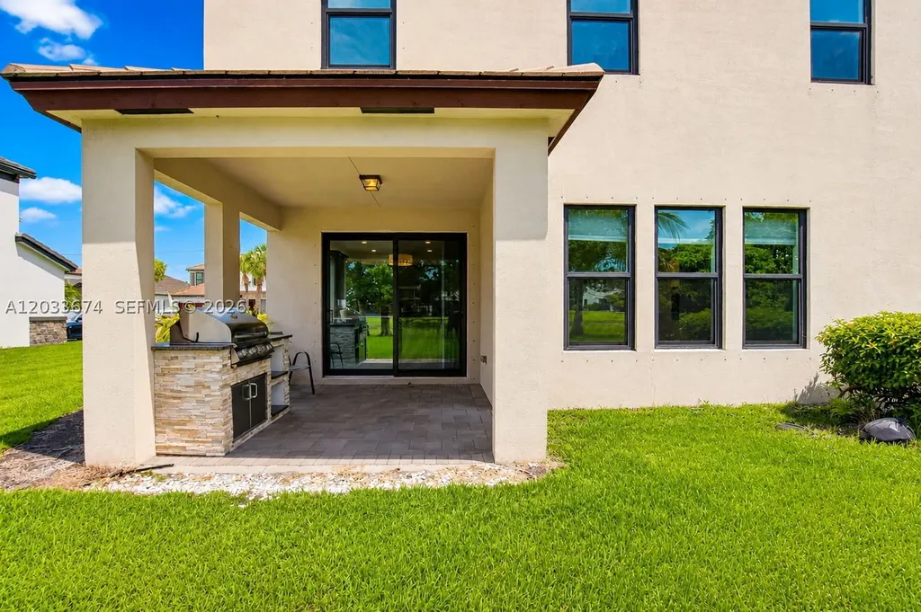 5836 Sandbirch Way Lake Worth FL 33463