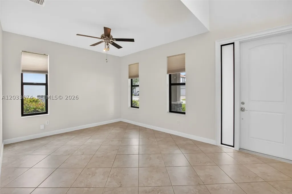 5836 Sandbirch Way Lake Worth FL 33463