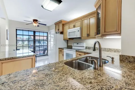 1726 SW 20th Terrace Deerfield Beach FL 33442