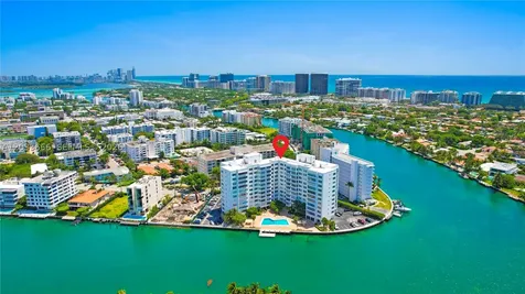 9102 W Bay Harbor Drive Bay Harbor Islands FL 33154