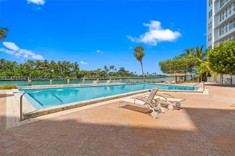 9102 W Bay Harbor Drive Bay Harbor Islands FL 33154
