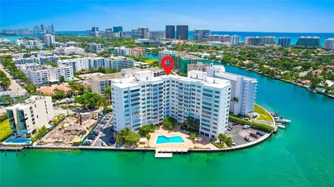 9102 W Bay Harbor Drive Bay Harbor Islands FL 33154