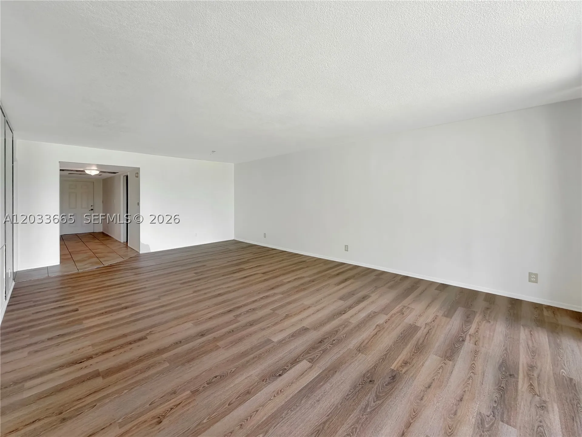 3641 Oaks Clubhouse Drive Pompano Beach FL 33069