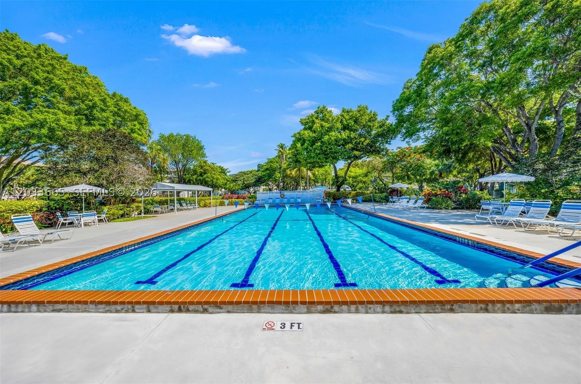 3641 Oaks Clubhouse Drive Pompano Beach FL 33069