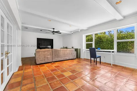 680 El Dorado Parkway Plantation FL 33317