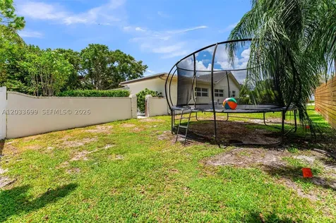 680 El Dorado Parkway Plantation FL 33317