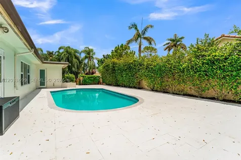 680 El Dorado Parkway Plantation FL 33317