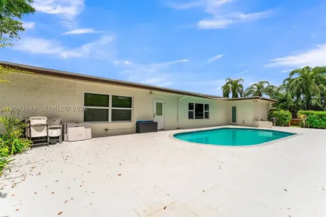 680 El Dorado Parkway Plantation FL 33317