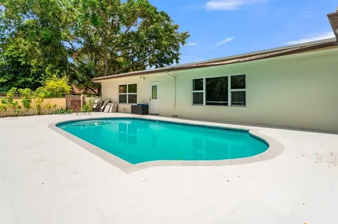 680 El Dorado Parkway Plantation FL 33317