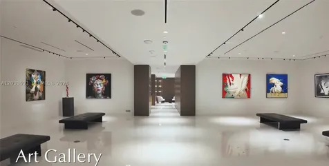 300 Biscayne Blvd Way Miami FL 33131