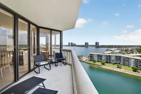 1000 Island Boulevard Aventura FL 33160