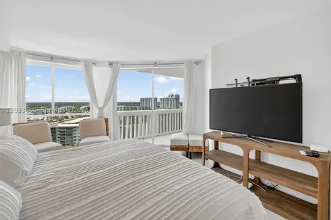 1000 Island Boulevard Aventura FL 33160