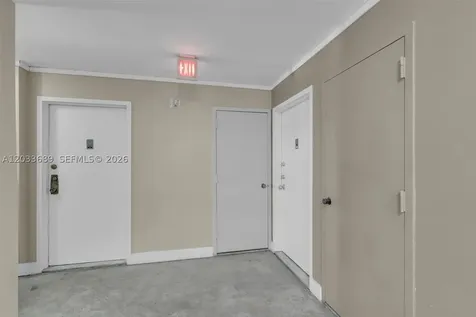 1800 Collins Avenue Miami Beach FL 33139