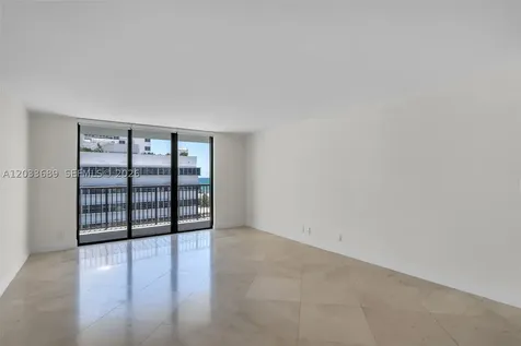 1800 Collins Avenue Miami Beach FL 33139
