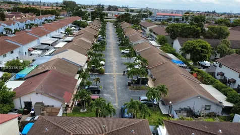 5227 W 24th Way Hialeah FL 33016