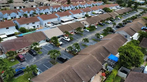 5227 W 24th Way Hialeah FL 33016