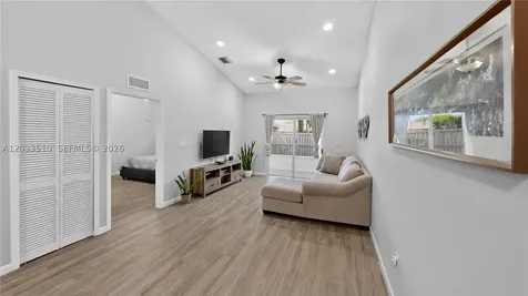 3204 NE 11th Drive Homestead FL 33033