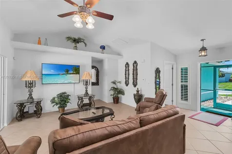 2009 SW 36th Terrace Cape Coral FL 33914