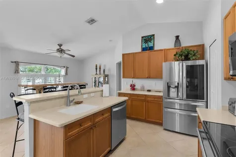 2009 SW 36th Terrace Cape Coral FL 33914