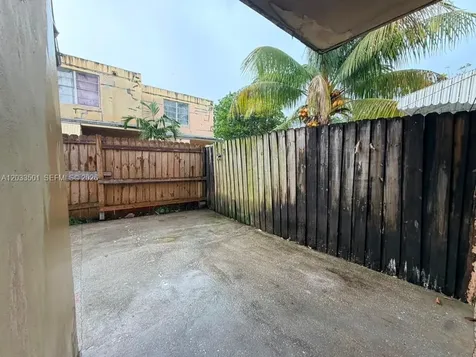 274 NE 141st Street Miami FL 33161