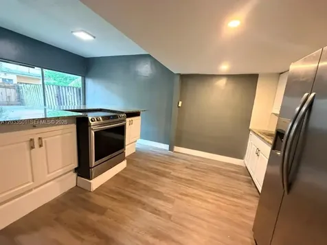 274 NE 141st Street Miami FL 33161
