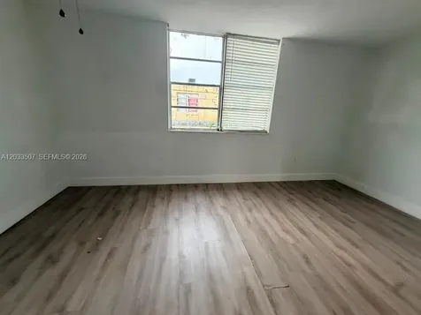 274 NE 141st Street Miami FL 33161