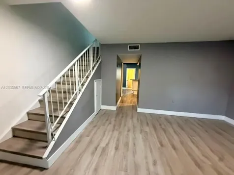 274 NE 141st Street Miami FL 33161