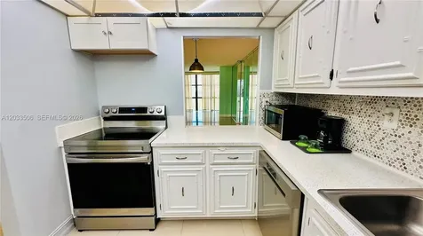800 Parkview Drive Hallandale Beach FL 33009