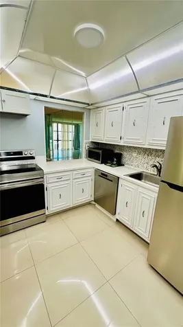 800 Parkview Drive Hallandale Beach FL 33009