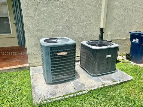 1095 SW 135th Place Miami FL 33184