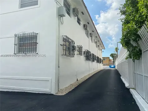 1168 SW 3rd Street Miami FL 33130