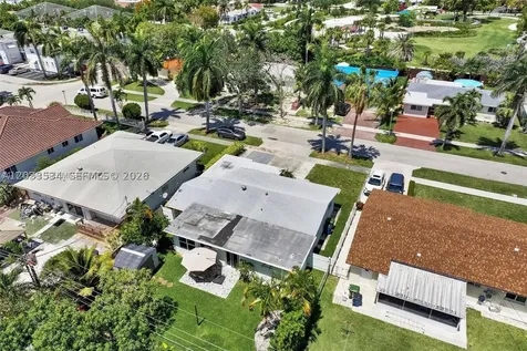 814 NE 4th Street Hallandale Beach FL 33009