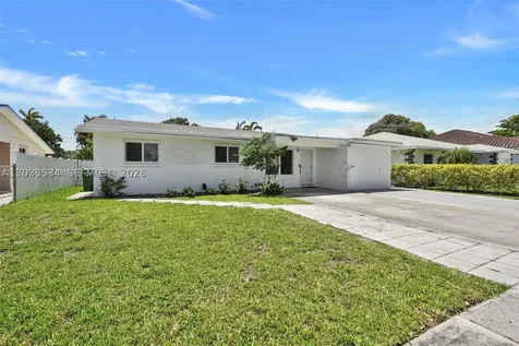 814 NE 4th Street Hallandale Beach FL 33009