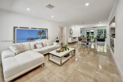 814 NE 4th Street Hallandale Beach FL 33009