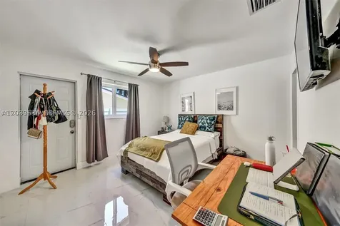 814 NE 4th Street Hallandale Beach FL 33009
