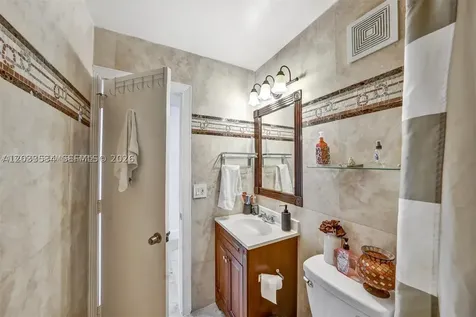 814 NE 4th Street Hallandale Beach FL 33009
