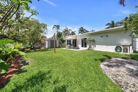 814 NE 4th Street Hallandale Beach FL 33009